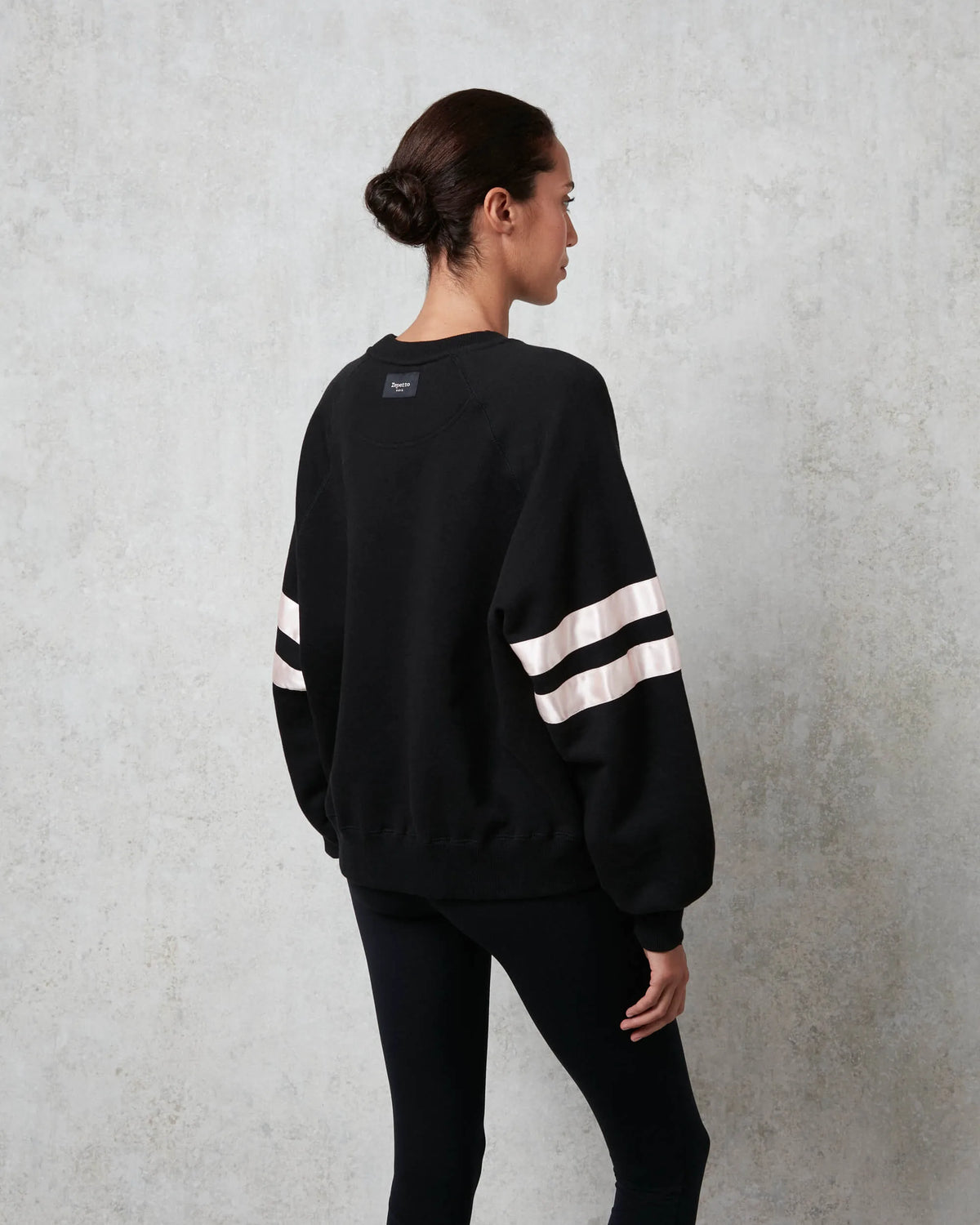 Black S0573a 410 En