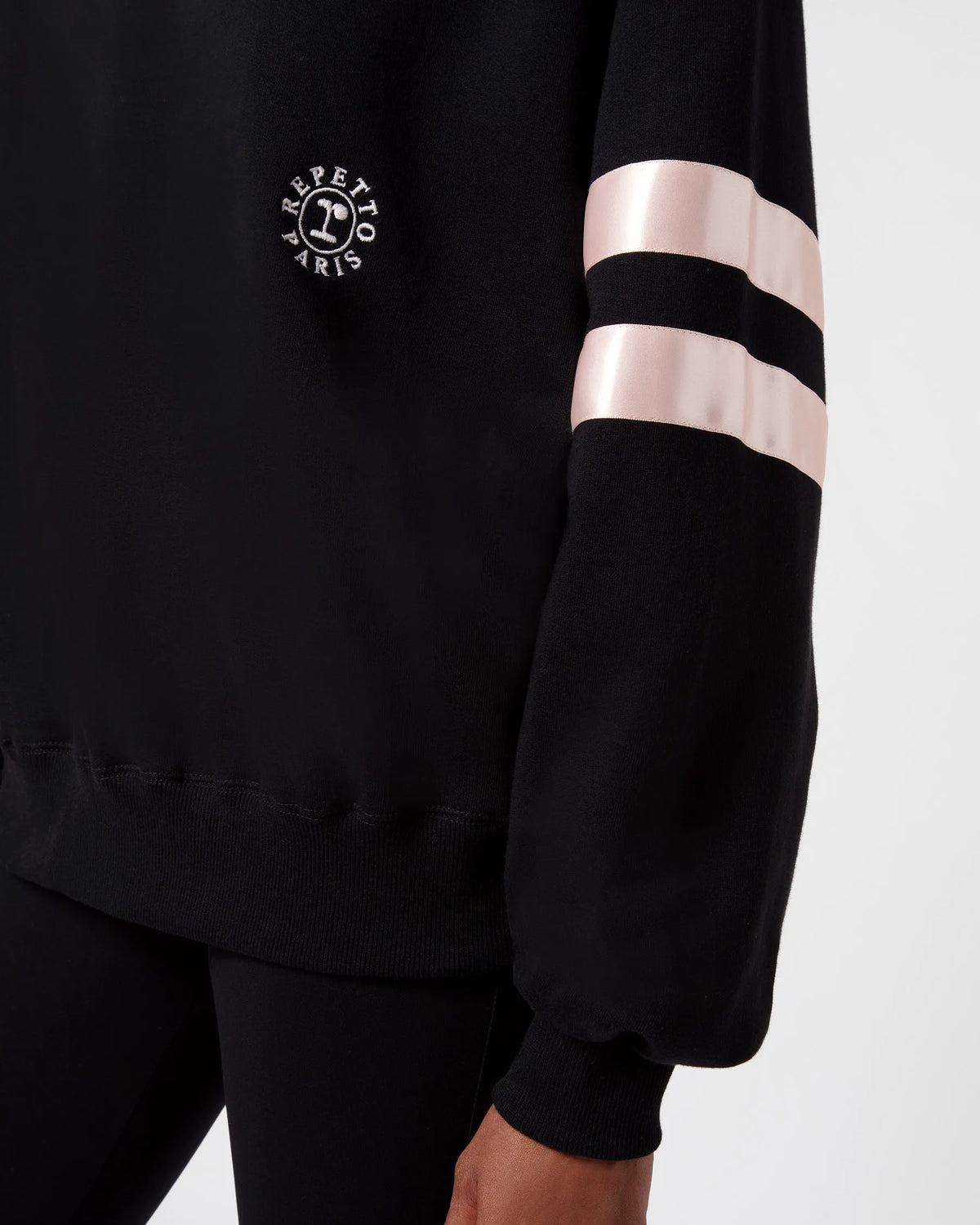 Black S0573a 410 En